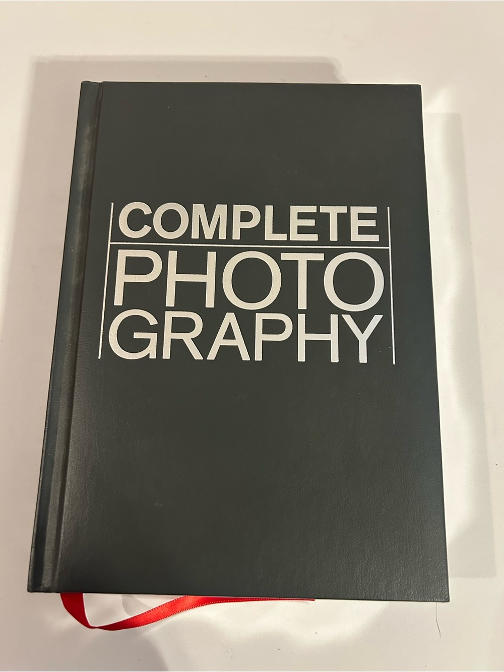 Complete Photography National Geographic 2011 leather cover silver gilt pages